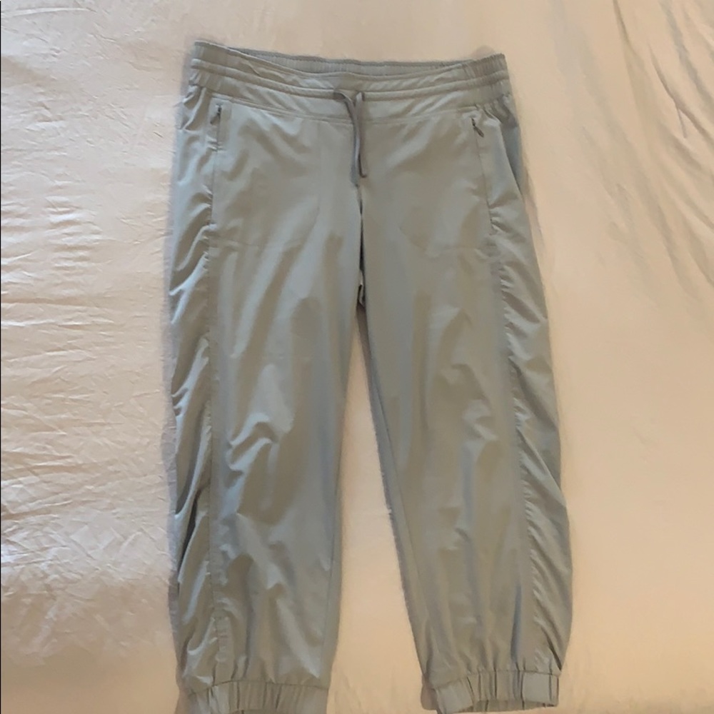 Athleta La Viva Crop Pant